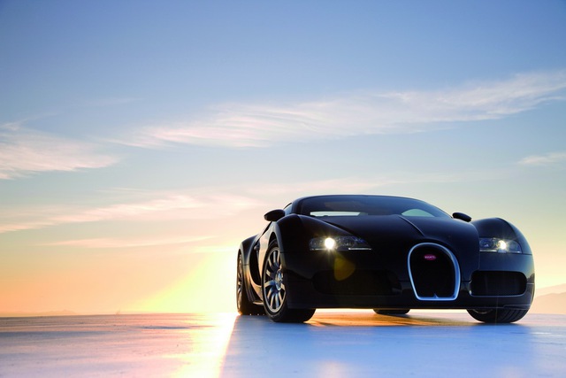 Bugatti Veyron là “chiếc xe vĩ đại nhất trong 20 năm qua”
