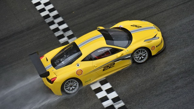 Ferrari hé lộ siêu xế đua 458 Challenge Evoluzione