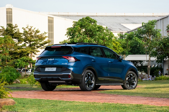 Gần 1 tỷ đồng, chọn Lynk & Co 01 hay CX-5, Sportage, Tucson: Xe nhập đấu xe lắp ráp trên từng option- Ảnh 16.