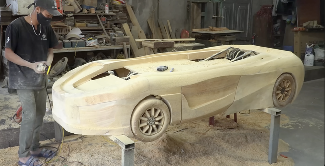 Chán làm mô hình bình thường, ông bố 9x ở Bắc Ninh chế tạo McLaren 720S lộn ngược tặng con trai- Ảnh 9. Chán làm mô hình bình thường, ông bố 9x ở Bắc Ninh chế tạo McLaren 720S lộn ngược tặng con trai- Ảnh 9.