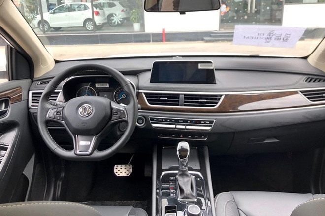 SUV 7 chỗ này giảm giá còn 430 triệu tại Việt Nam: Ngang cỡ CR-V, có phanh điện tử, cửa sổ trời toàn cảnh như xe tiền tỷ- Ảnh 8.