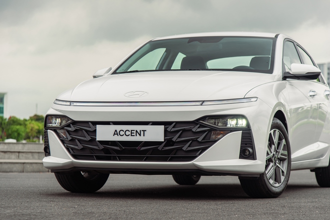Đánh giá nhanh Hyundai Accent 2024 bản cao nhất: Thay đổi toàn diện, ăn điểm vận hành- Ảnh 3.