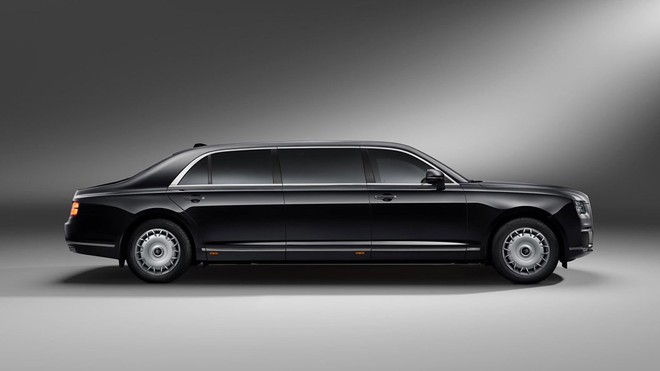 Cận cảnh chiếc limousine bọc thép thường được Tổng thống Putin mang theo khi công du nước ngoài- Ảnh 3.