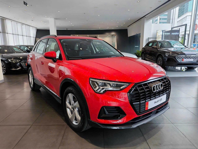 Audi Q3 2024 về đại lý: Giá từ 1,8 tỷ đồng, nhiều trang bị hiện đại đấu X1 nhưng vẫn giữ một thứ ‘đồ cổ’ như xe giá rẻ- Ảnh 3.