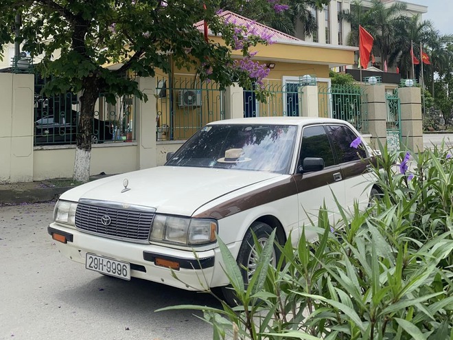 Loạt xe Toyota Crown biển đẹp: Có đủ ngũ quý đấu giá hơn 15 tỷ đồng đến tứ quý, tam hoa, sảnh tiến- Ảnh 14. Loạt xe Toyota Crown biển đẹp: Có đủ ngũ quý đấu giá hơn 15 tỷ đồng đến tứ quý, tam hoa, sảnh tiến- Ảnh 14.