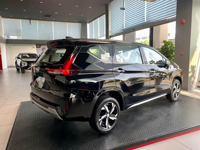 Mitsubishi Xpander AT Premium giá chỉ còn 578 triệu tại đại lý, bản cao nhất còn rẻ hơn Suzuki XL7 tiêu chuẩn- Ảnh 6.