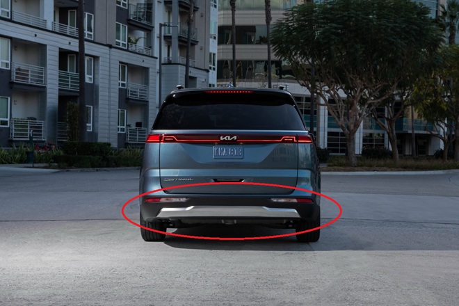Kia Carnival 2024 lộ diện tại Việt Nam: Thiết kế đẹp hơn, mâm xe để lộ thông tin phiên bản- Ảnh 5. Kia Carnival 2024 lộ diện tại Việt Nam: Thiết kế đẹp hơn, mâm xe để lộ thông tin phiên bản- Ảnh 5.
