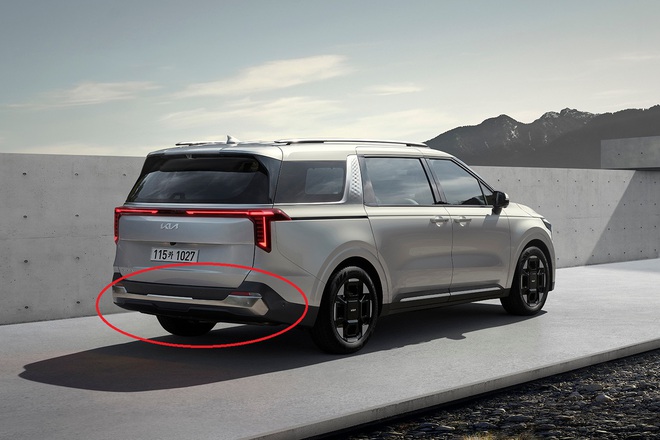 Kia Carnival 2024 lộ diện tại Việt Nam: Thiết kế đẹp hơn, mâm xe để lộ thông tin phiên bản- Ảnh 6. Kia Carnival 2024 lộ diện tại Việt Nam: Thiết kế đẹp hơn, mâm xe để lộ thông tin phiên bản- Ảnh 6.
