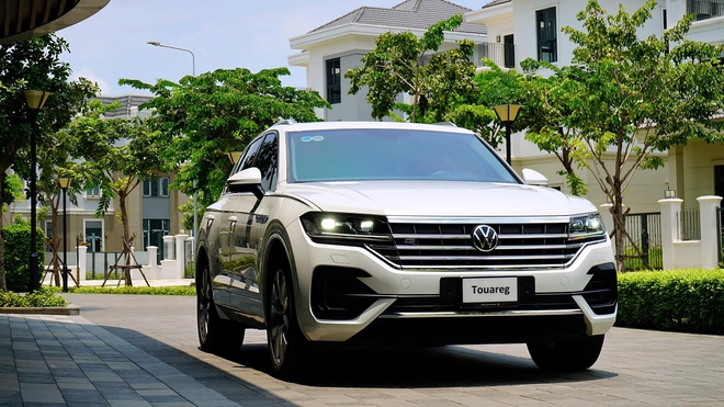 Volkswagen Touareg giảm giá tới 560 triệu đồng, giá thực tế thấp hơn đối thủ Audi Q7 tới 840 triệu- Ảnh 3.