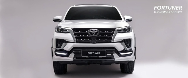 Toyota Fortuner có gói độ chính hãng: Chỉ áp dụng cho bản thấp, option giá quy đổi khoảng 23 triệu đồng- Ảnh 2.