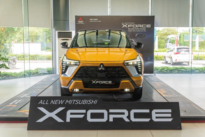 Mitsubishi Xforce 2025 lộ ảnh chạy thử: Động cơ hybrid mới, mâm khí động học, về Việt Nam sẽ làm khó thêm Yaris Cross- Ảnh 8. Mitsubishi Xforce 2025 lộ ảnh chạy thử: Động cơ hybrid mới, mâm khí động học, về Việt Nam sẽ làm khó thêm Yaris Cross- Ảnh 8.