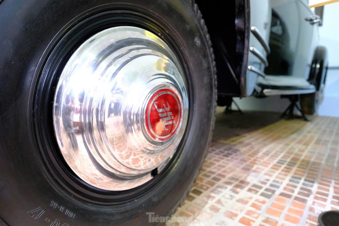 Cận cảnh ba chiếc xe từng phục vụ Chủ tịch Hồ Chí Minh, vừa được công nhận bảo vật quốc gia- Ảnh 5. Cận cảnh ba chiếc xe từng phục vụ Chủ tịch Hồ Chí Minh, vừa được công nhận bảo vật quốc gia- Ảnh 5.