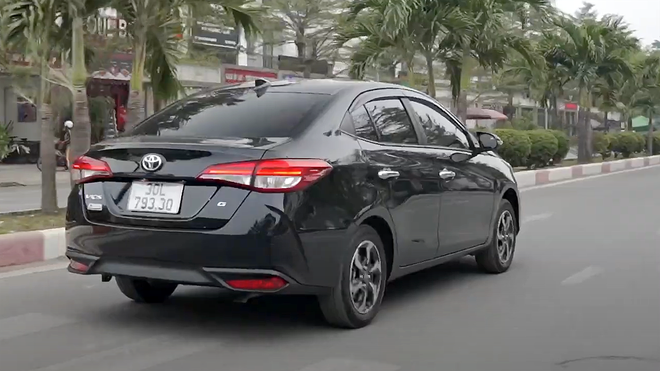 Chồng thích xe Hàn, vợ lái mới quyết lấy Toyota Vios: ‘Tiết kiệm hơn Accent, cố lấy bản G cho an toàn’- Ảnh 3.