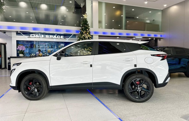 Omoda & Jaecoo nhập cuộc đua giảm giá: SUV ưu đãi tới 100% lệ phí trước bạ, đe dọa nhóm xe Hàn – Nhật- Ảnh 3. Omoda & Jaecoo nhập cuộc đua giảm giá: SUV ưu đãi tới 100% lệ phí trước bạ, đe dọa nhóm xe Hàn – Nhật- Ảnh 3.