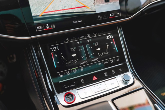 Hàng hiếm Audi S8 cũ rao bán: Giá chưa đến 5 tỷ đồng nhưng có trải nghiệm của siêu xe, người bán khẳng định 'tạm quên S-Class và 7 Series'- Ảnh 9. Hàng hiếm Audi S8 cũ rao bán: Giá chưa đến 5 tỷ đồng nhưng có trải nghiệm của siêu xe, người bán khẳng định 'tạm quên S-Class và 7 Series'- Ảnh 9.