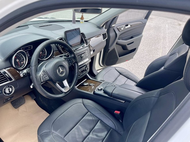 Có 1,5 tỷ, thay vì Everest có thể mua Mercedes-Benz GLS 350d: Được xe Đức sang chảnh nhưng đổi lại đã hết 'nguyên tem' tới 8 năm- Ảnh 6.