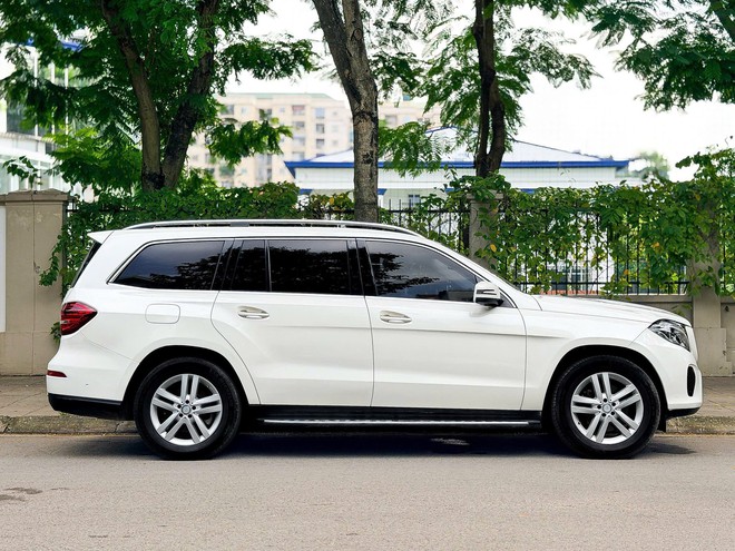 Có 1,5 tỷ, thay vì Everest có thể mua Mercedes-Benz GLS 350d: Được xe Đức sang chảnh nhưng đổi lại đã hết 'nguyên tem' tới 8 năm- Ảnh 4.