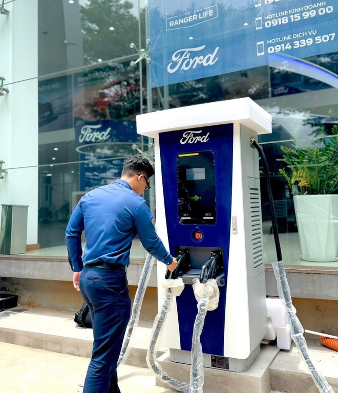 Ford Mustang Mach-E bất ngờ bán chạy hơn cả 'dân chơi' Honda Civic Type R: 'Ngựa hoang điện' đã tìm được chuồng ở Việt Nam?- Ảnh 7. Ford Mustang Mach-E bất ngờ bán chạy hơn cả 'dân chơi' Honda Civic Type R: 'Ngựa hoang điện' đã tìm được chuồng ở Việt Nam?- Ảnh 7.