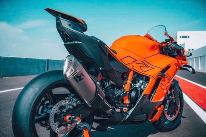 KTM 990 RC R 2026 ra mắt chinh phục phân khúc mô tô thể thao supersport- Ảnh 6. KTM 990 RC R 2026 ra mắt chinh phục phân khúc mô tô thể thao supersport- Ảnh 6.