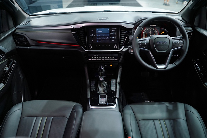 Isuzu mu-X 2026 ra mắt: Treo mới, ADAS ngay từ bản tiêu chuẩn, nhưng có chi tiết 'cải lùi' so với bản vừa ra mắt tại Việt Nam- Ảnh 22. Isuzu mu-X 2026 ra mắt: Treo mới, ADAS ngay từ bản tiêu chuẩn, nhưng có chi tiết 'cải lùi' so với bản vừa ra mắt tại Việt Nam- Ảnh 22.