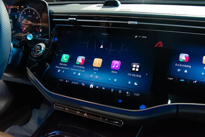 Video này không chỉ có E-Class 2025, tiết lộ của chuyên gia sản phẩm Mercedes-Benz Việt Nam gây bất ngờ- Ảnh 11.