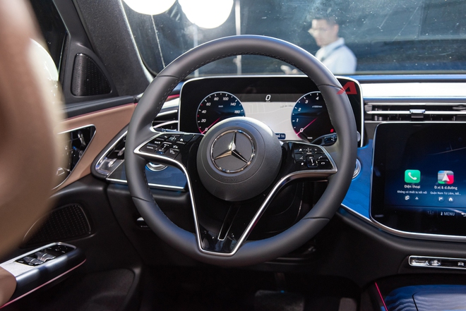Video này không chỉ có E-Class 2025, tiết lộ của chuyên gia sản phẩm Mercedes-Benz Việt Nam gây bất ngờ- Ảnh 30.