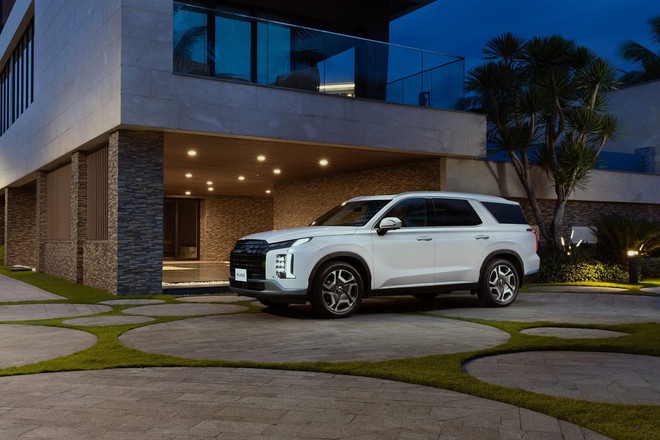 Không chỉ chính hãng, hàng loạt đại lý Hyundai giảm giá hàng chục triệu đồng cho cả i10, Venue…- Ảnh 5. Không chỉ chính hãng, hàng loạt đại lý Hyundai giảm giá hàng chục triệu đồng cho cả i10, Venue…- Ảnh 5.