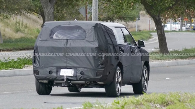 Hyundai Santa Fe để lộ thay đổi thiết kế: Mặt trước và sau được ‘đập đi xây lại’ sau nhiều tranh cãi, táp-lô cũng lột xác hoàn toàn- Ảnh 3. Hyundai Santa Fe để lộ thay đổi thiết kế: Mặt trước và sau được ‘đập đi xây lại’ sau nhiều tranh cãi, táp-lô cũng lột xác hoàn toàn- Ảnh 3.