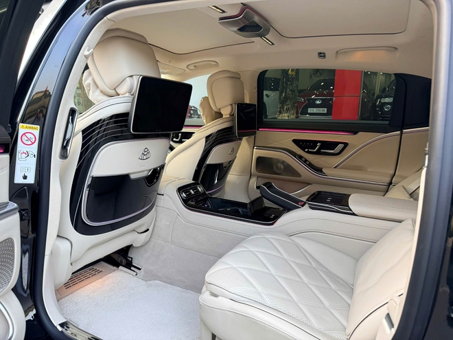 Mercedes-Maybach S 580 rao bán 11 tỷ đồng: Rẻ hơn lúc mới về 6 tỷ đồng, sản xuất năm 2022 nhưng chưa qua sử dụng- Ảnh 11. Mercedes-Maybach S 580 rao bán 11 tỷ đồng: Rẻ hơn lúc mới về 6 tỷ đồng, sản xuất năm 2022 nhưng chưa qua sử dụng- Ảnh 11.