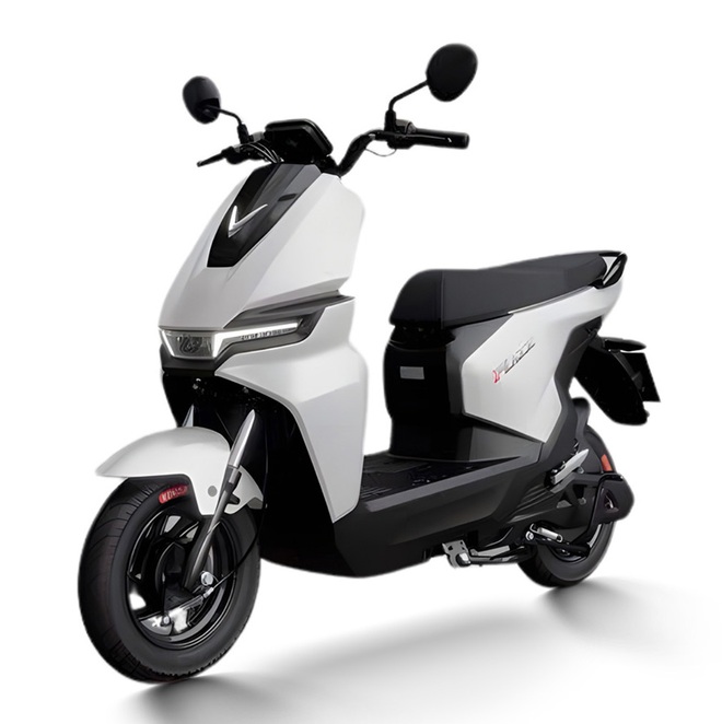 Đại lý nhận cọc 2 mẫu xe máy điện VinFast mới: Giá từ hơn 13 triệu đồng, pin LFP, chạy tới 135km/sạc, làm khó xe xăng giá rẻ- Ảnh 3.