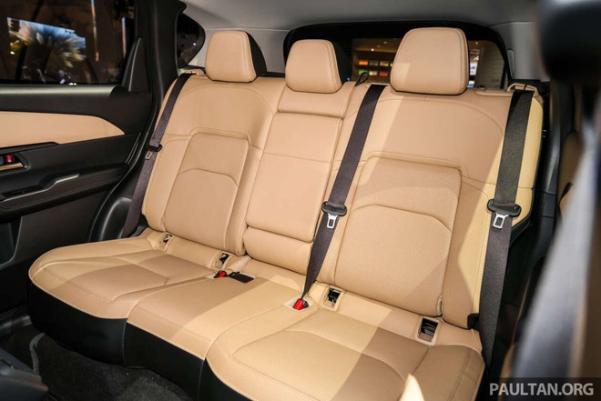 Mazda CX-5 thế hệ mới ra mắt tại quê nhà: Sang hơn, có động cơ mild-hybrid, sẵn sàng khuấy đảo thị trường Việt Nam- Ảnh 17. Mazda CX-5 thế hệ mới ra mắt tại quê nhà: Sang hơn, có động cơ mild-hybrid, sẵn sàng khuấy đảo thị trường Việt Nam- Ảnh 17.