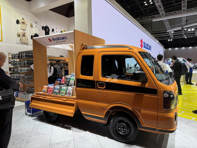 Suzuki tung dàn xe cực độc: Ô tô điện nhỏ hơn Jimny, Fronx chịu được 'rượu liều cao', xe leo cầu thang, xe máy như 'Chaly cúc cu bản điện'- Ảnh 15.