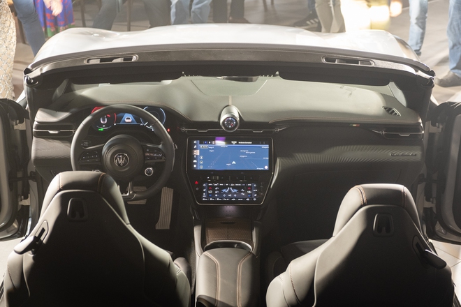 Maserati Grecale, GranCabrio bản điện ra mắt Việt Nam: Giá từ gần 5,5 tỷ đến hơn 13,3 tỷ đồng, mạnh ngang siêu xe, chạy tới 500km/sạc- Ảnh 8.