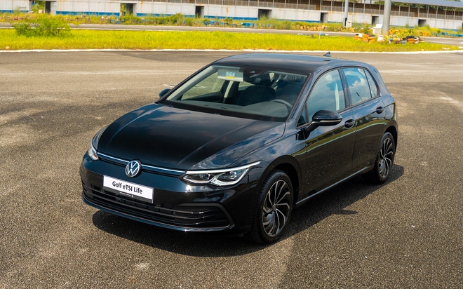 Volkswagen Golf ra mắt Việt Nam: Giá từ 798 triệu đồng, 6 phiên bản, mạnh nhất gần 320hp, thách thức Civic- Ảnh 10.
