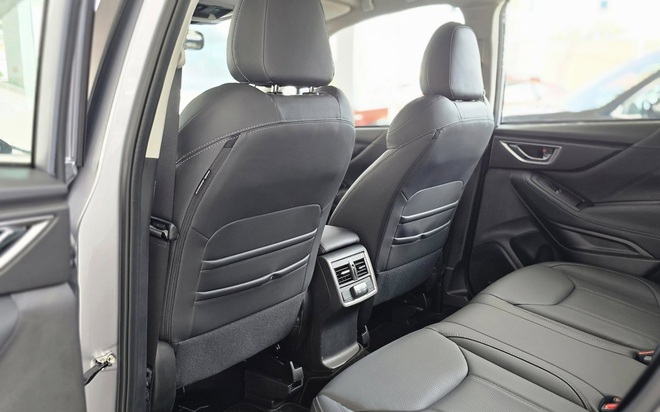 Subaru Forester giảm giá mạnh tại đại lý, dọn kho chờ đời mới sắp ra mắt: Bản đắt nhất còn 919 triệu đồng, ‘dễ thở’ hơn trước CX-5, Territory- Ảnh 7.