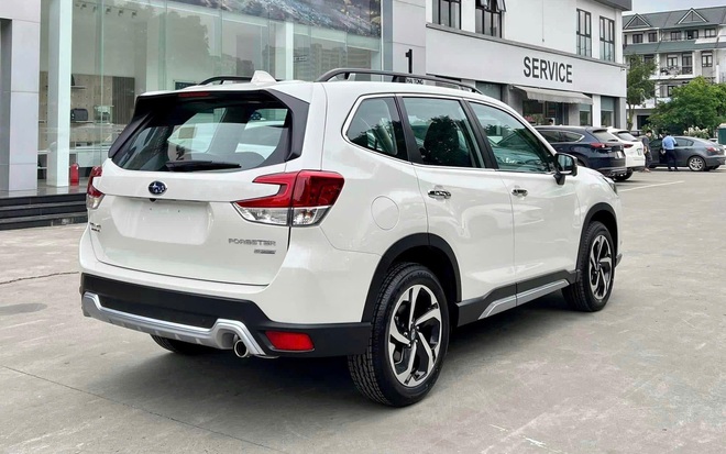 Subaru Forester giảm giá mạnh tại đại lý, dọn kho chờ đời mới sắp ra mắt: Bản đắt nhất còn 919 triệu đồng, ‘dễ thở’ hơn trước CX-5, Territory- Ảnh 3.
