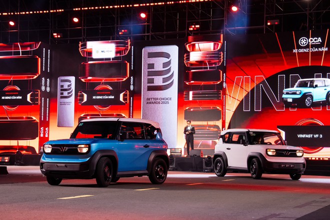 Nhìn lại 3 màn trao giải đậm chất xe của Car Choice Awards 2025: Xe không chỉ được vinh danh mà còn được 'kể chuyện'- Ảnh 6. Nhìn lại 3 màn trao giải đậm chất xe của Car Choice Awards 2025: Xe không chỉ được vinh danh mà còn được 'kể chuyện'- Ảnh 6.