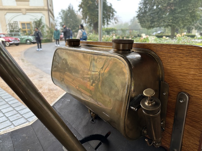 Tôi sang Séc trải nghiệm ô tô đầu tiên của Skoda: 120 tuổi vẫn chạy ngon, quay tay để khởi động- Ảnh 5. Tôi sang Séc trải nghiệm ô tô đầu tiên của Skoda: 120 tuổi vẫn chạy ngon, quay tay để khởi động- Ảnh 5.