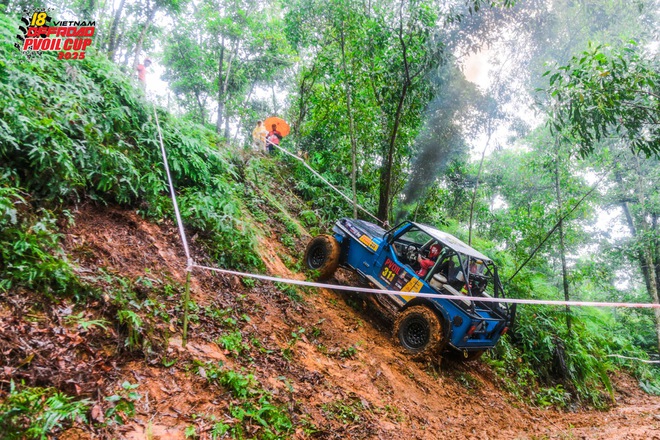 Giải đua xe địa hình lớn nhất Việt Nam khởi tranh: Tổng giải thưởng 600 triệu đồng, 3 ngày, 70 đội, 140 tay đua, 24 đường thi, 750 lượt thi, đường đua đêm quay lại- Ảnh 7. Giải đua xe địa hình lớn nhất Việt Nam khởi tranh: Tổng giải thưởng 600 triệu đồng, 3 ngày, 70 đội, 140 tay đua, 24 đường thi, 750 lượt thi, đường đua đêm quay lại- Ảnh 7.