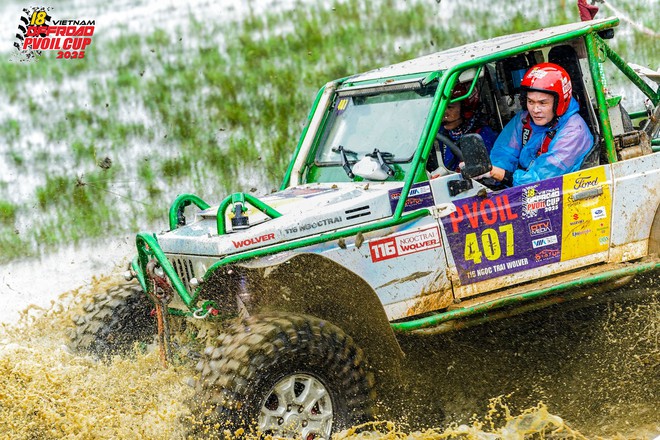 Giải đua xe địa hình lớn nhất Việt Nam khởi tranh: Tổng giải thưởng 600 triệu đồng, 3 ngày, 70 đội, 140 tay đua, 24 đường thi, 750 lượt thi, đường đua đêm quay lại- Ảnh 6. Giải đua xe địa hình lớn nhất Việt Nam khởi tranh: Tổng giải thưởng 600 triệu đồng, 3 ngày, 70 đội, 140 tay đua, 24 đường thi, 750 lượt thi, đường đua đêm quay lại- Ảnh 6.