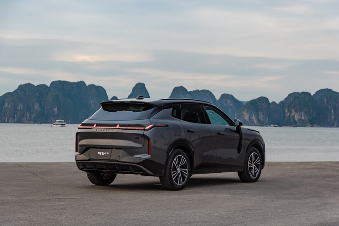 Cầm lái Lynk & Co 08 Hà Nội - Hạ Long hơn 300km/ngày: Thiếu phấn khích nhưng còn nhiều thứ hay, người ‘lười lái’ vẫn thoải mái đi xa- Ảnh 2.