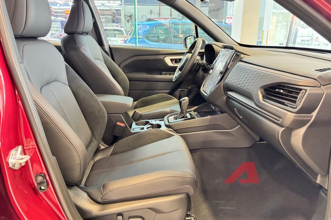 Chi tiết Subaru Forester 2025 vừa ra mắt Việt Nam: Nhập khẩu Nhật Bản, máy xăng 2.5L mới, nâng cấp ADAS, giá khó rẻ- Ảnh 12. Chi tiết Subaru Forester 2025 vừa ra mắt Việt Nam: Nhập khẩu Nhật Bản, máy xăng 2.5L mới, nâng cấp ADAS, giá khó rẻ- Ảnh 12.