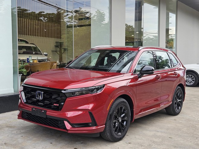 Chênh 40 triệu, chọn Subaru Forester nhập Nhật hay Honda CR-V hybrid nhập Thái, bảng so sánh này sẽ cho bạn câu trả lời- Ảnh 2. Chênh 40 triệu, chọn Subaru Forester nhập Nhật hay Honda CR-V hybrid nhập Thái, bảng so sánh này sẽ cho bạn câu trả lời- Ảnh 2.