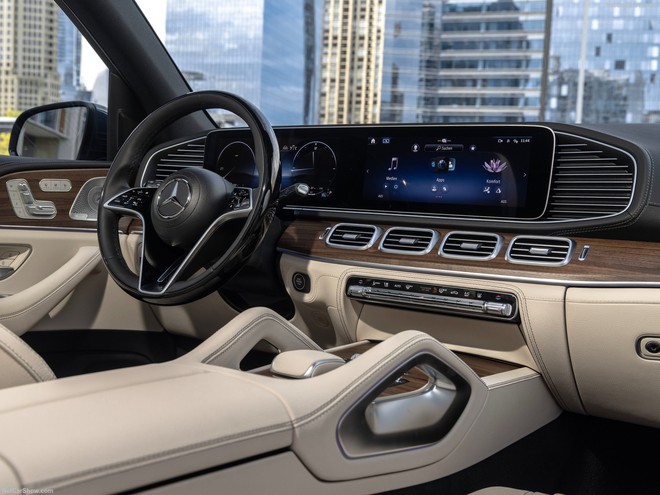 Mercedes-Benz GLE 400e ra mắt Việt Nam: Giá 4,669 tỷ đồng, mạnh 381hp, cạnh tranh X5 bằng máy hybrid, hết xăng vẫn chạy được hơn 110km- Ảnh 6.