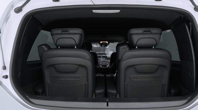 Vừa sắm Mercedes-Benz V-Class mới cứng giá 4 tỷ đồng, chủ xe cho độ lại 4 ghế 'chủ tịch' vì 'không muốn 4 người con phải chịu thiệt'- Ảnh 7.