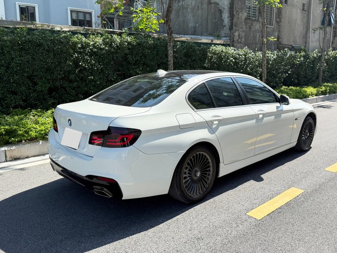 BMW 5-Series rao bán hơn 300 triệu: Người bán mạnh dạn nói 'chỉ đổ xăng là chạy, tội gì đi Morning'- Ảnh 3.