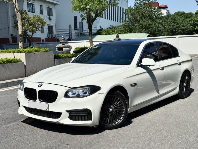BMW 5-Series rao bán hơn 300 triệu: Người bán mạnh dạn nói 'chỉ đổ xăng là chạy, tội gì đi Morning'- Ảnh 2.