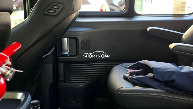 Hyundai Staria 2026 lộ diện trên đường thử: Ngang cỡ Kia Carnival, cần số núm xoay giống Santa Fe- Ảnh 6. Hyundai Staria 2026 lộ diện trên đường thử: Ngang cỡ Kia Carnival, cần số núm xoay giống Santa Fe- Ảnh 6.