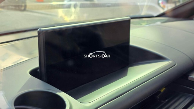 Hyundai Staria 2026 lộ diện trên đường thử: Ngang cỡ Kia Carnival, cần số núm xoay giống Santa Fe- Ảnh 4. Hyundai Staria 2026 lộ diện trên đường thử: Ngang cỡ Kia Carnival, cần số núm xoay giống Santa Fe- Ảnh 4.