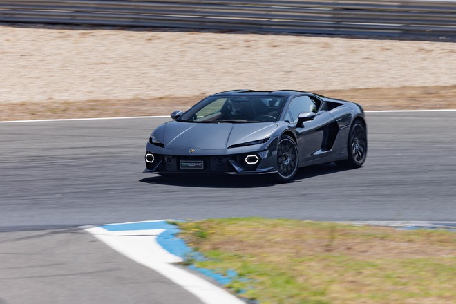 Lamborghini Temerario nhận đặt hàng tại Việt Nam: Giá từ gần 19,6 tỷ đồng, mạnh 907 mã lực, ra mắt ngay đầu năm sau- Ảnh 18.